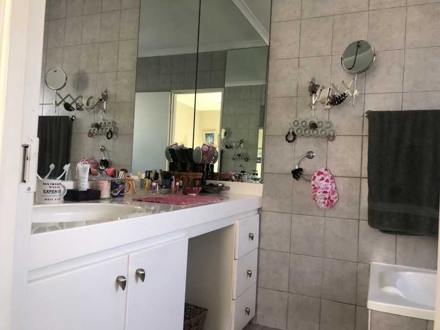To Let 2 Bedroom Property for Rent in Century City Western Cape